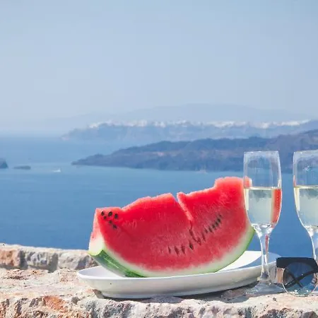 Adelante 88 * Akrotiri (Santorini)
