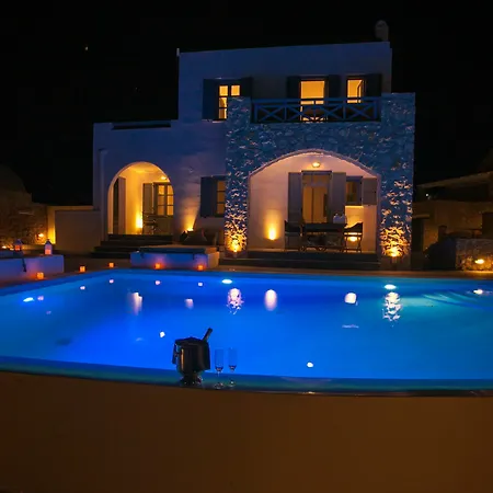 Villa Adelante 88 *